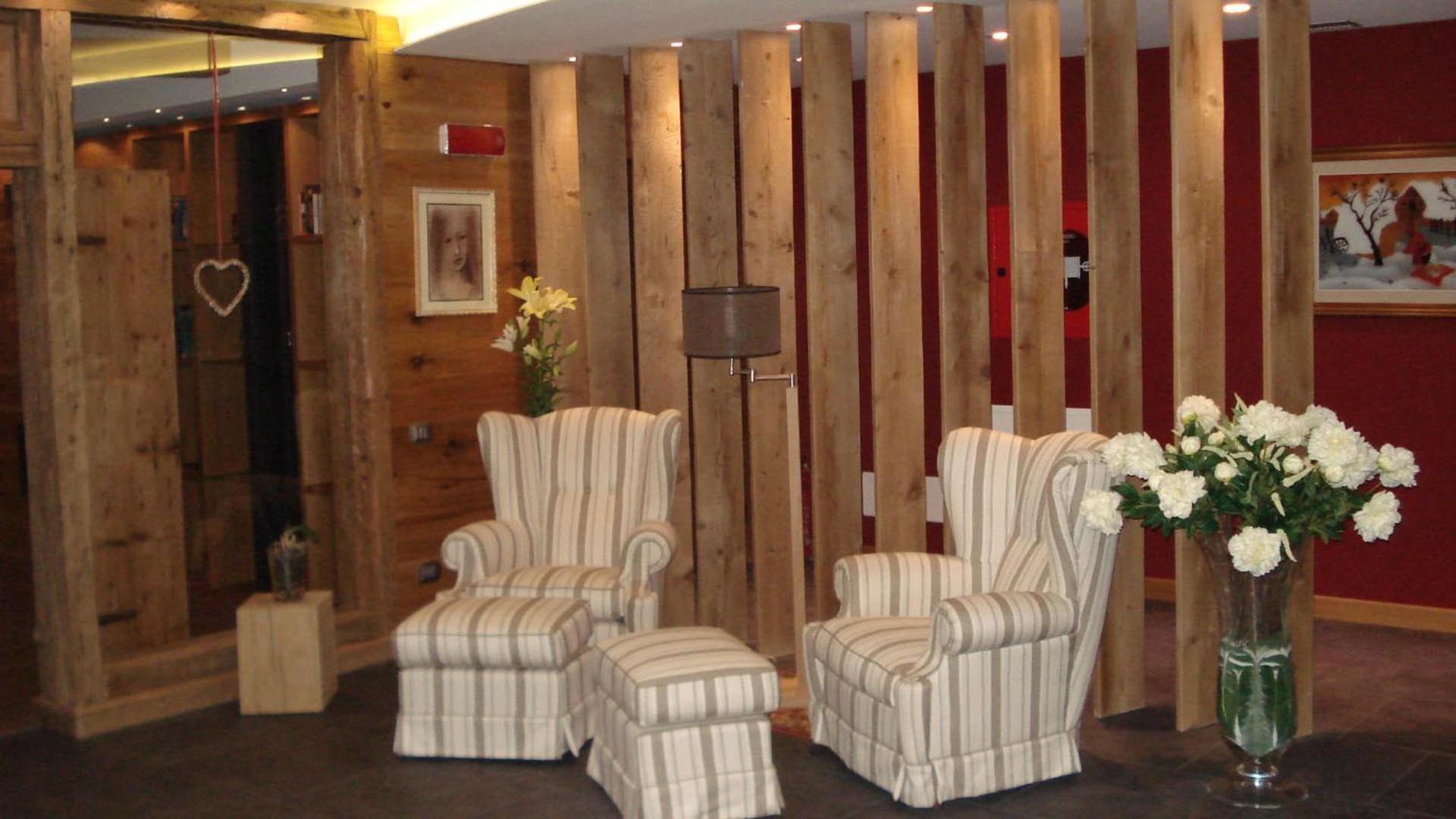 Hotel Garni Vittoria Fiera Di Primiero Luaran gambar