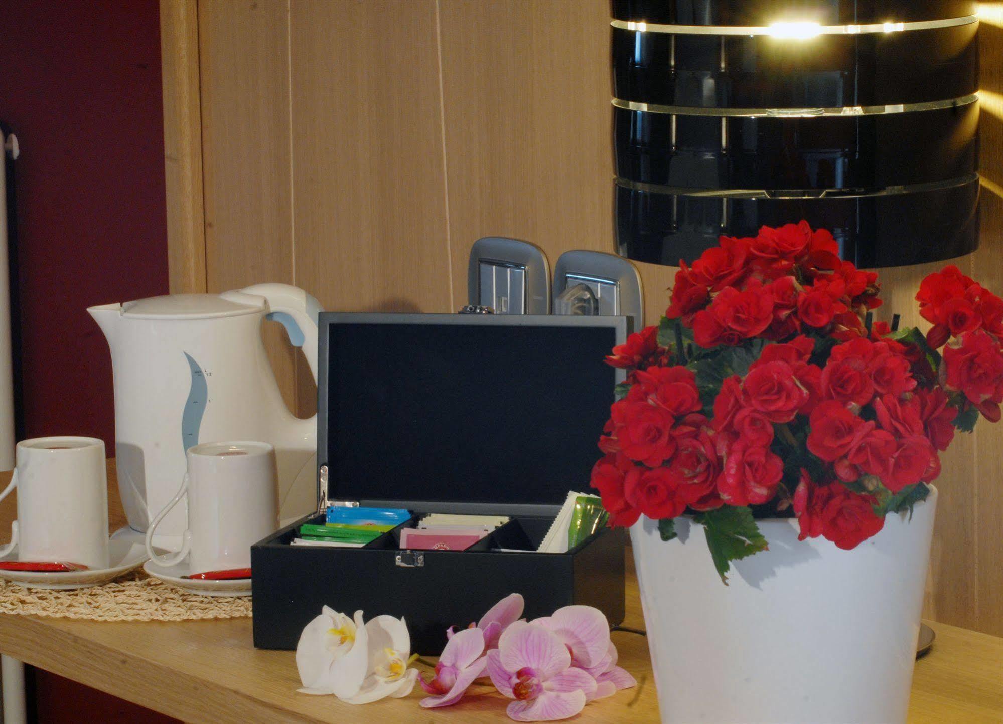 Hotel Garni Vittoria Fiera Di Primiero Luaran gambar